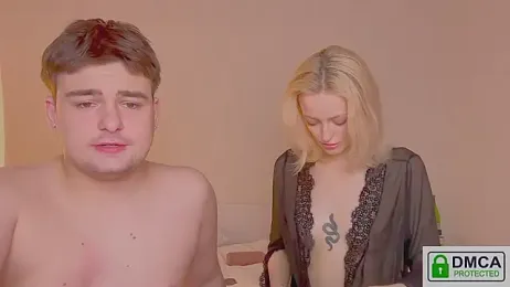 your_molly_mark_ webcam model stream image