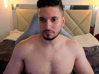 Ryan Ward webcam model stream image