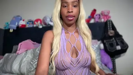 Cum2Charm webcam model stream image