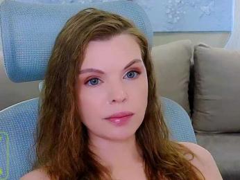 Sopphia webcam bongacams model stream image