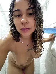 VitoriaFernandes webcam model stream image