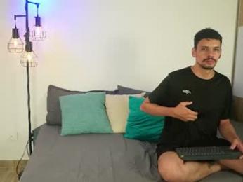 cleoanubis_ webcam model stream image