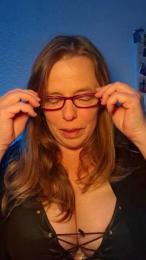 m_o_na_x webcam model stream image