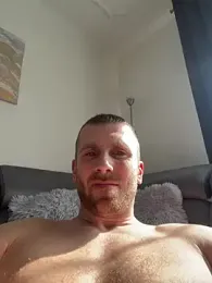 trainwithme webcam stripchat model stream image