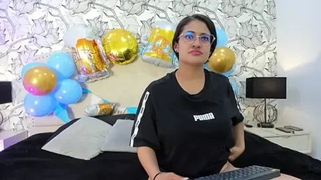 Luna_Noire1 webcam model stream image