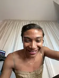 alejo_cute webcam model stream image