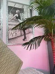 Mau_White webcam model stream image