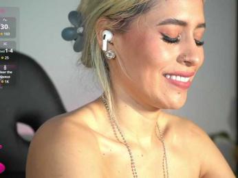 LucyRouse webcam model stream image