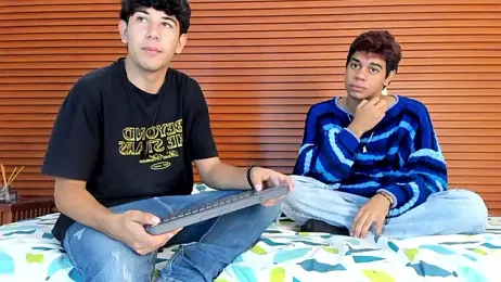 PeakkTwiins webcam stripchat model stream image