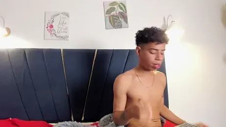 yago_77 webcam model stream image