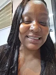 Thasha8 webcam model stream image