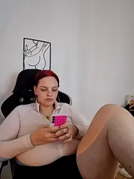 JUJUICY- webcam model stream image