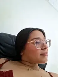 -VICKKY webcam model stream image