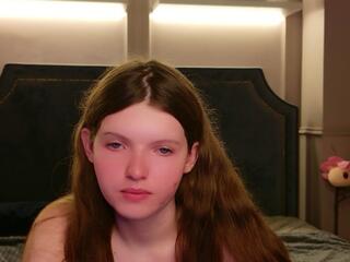 Gaby Essen webcam model stream image