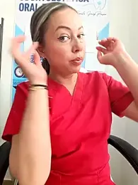 Madisson-04_ webcam model stream image