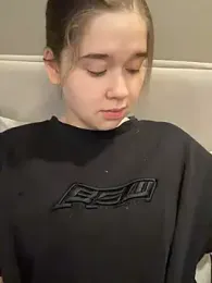 HornyGirlH webcam model stream image