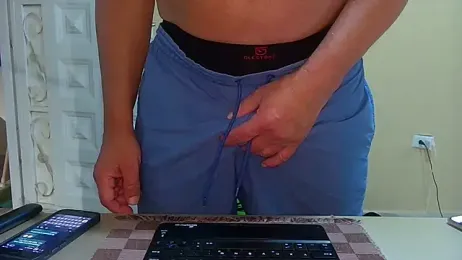 Unique_X_perience webcam stripchat model stream image