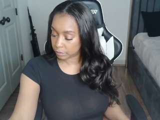 january-rose webcam model stream image