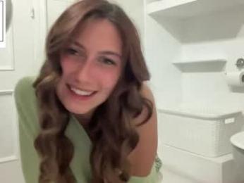 honeybelle8 webcam model stream image