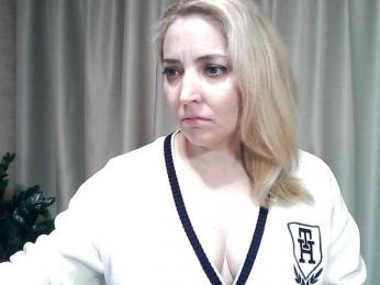mariska-kiska webcam model stream image