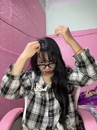 Leeeeiu webcam stripchat model stream image