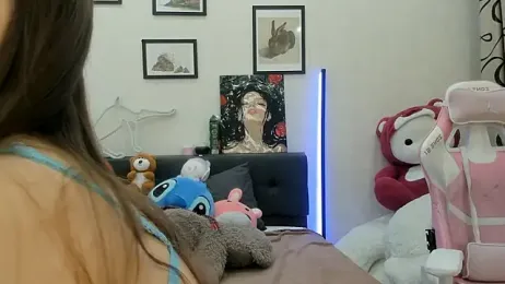 dolly_ll webcam model stream image