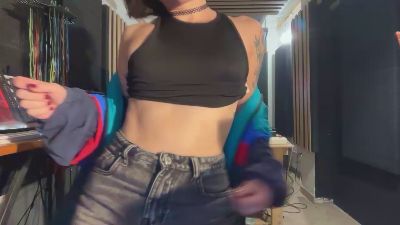 EMA_95 webcam cam4 model stream image