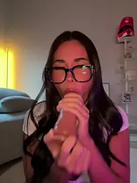 olivializ webcam stripchat model stream image