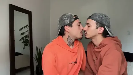 Noah_and_Steven webcam stripchat model stream image