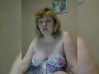 LucyAlexis webcam model stream image