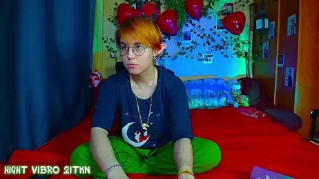 TrickyKitsune webcam model stream image