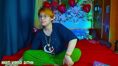 TrickyKitsune webcam model stream image