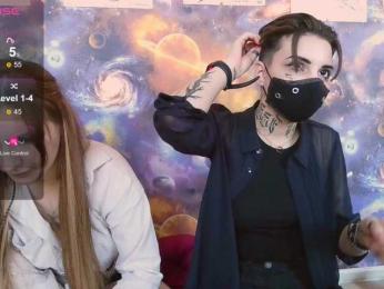 MagicalLouu webcam model stream image