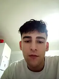 Yasinyasin7 webcam model stream image