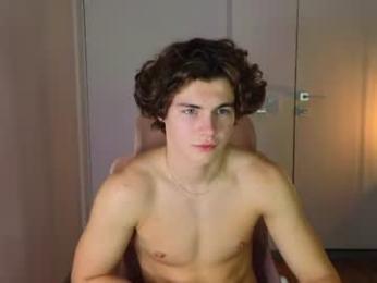 whiteskyy_ webcam chaturbate model stream image