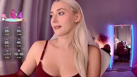 LoryWood webcam model stream image