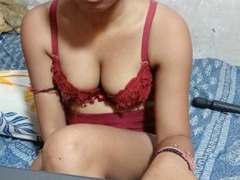 TaraVij webcam bongacams model stream image