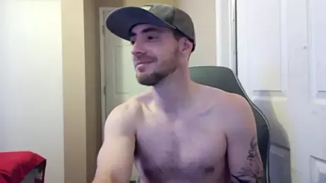 Huntzg23 webcam stripchat model stream image