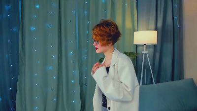 GladysGee webcam cam4 model stream image