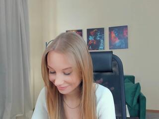 Anya Palis webcam model stream image