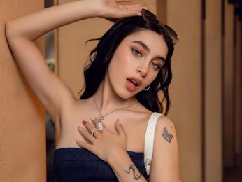 AliceBelov webcam model stream image