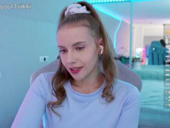 VikkiExtraCheese webcam bongacams model stream image