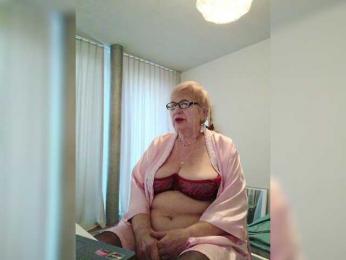 SweetCherry00 webcam model stream image