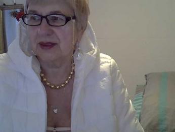 SweetCherry00 webcam model stream image