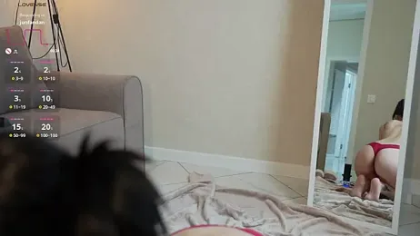 LindaWarners webcam model stream image