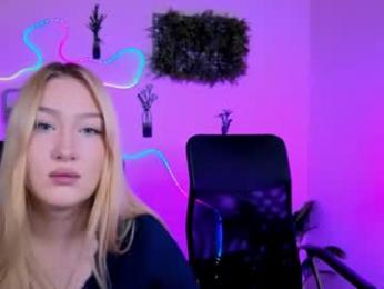 emilynxx webcam model stream image