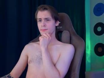 debugmee webcam model stream image