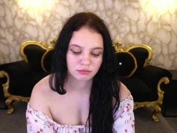 SnowWhiti webcam model stream image
