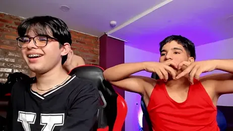 HotThreesoome webcam model stream image