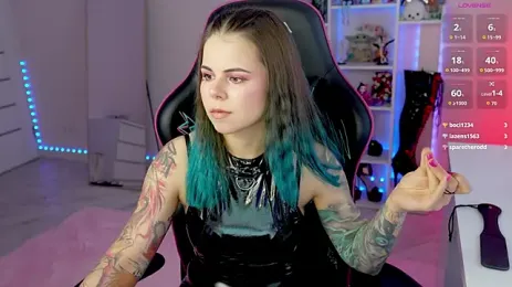 QueenAliceX webcam model stream image